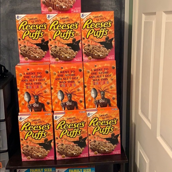 Other - TRAVIS SCOTT Reese’s Puffs